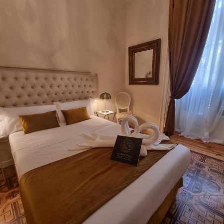 Le Petit Palue- Flora Hotel Мадрид Екстериор снимка