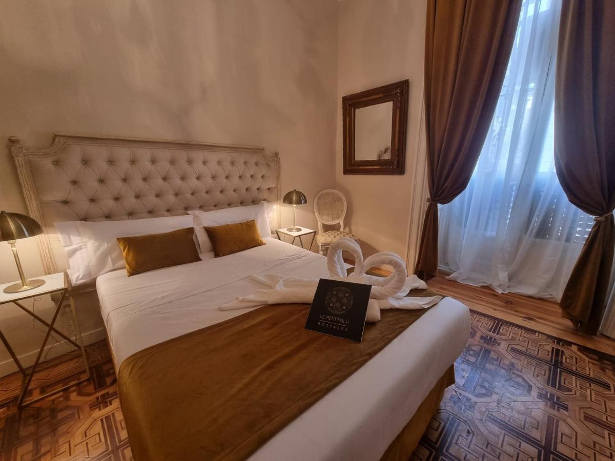 Le Petit Palue- Flora Hotel Мадрид Екстериор снимка