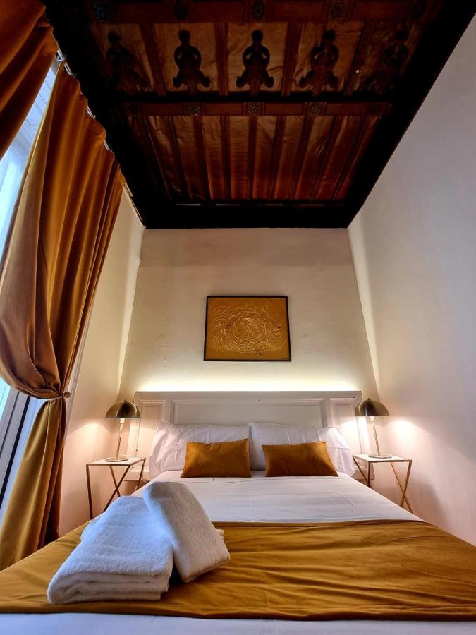 Le Petit Palue- Flora Hotel Мадрид Екстериор снимка