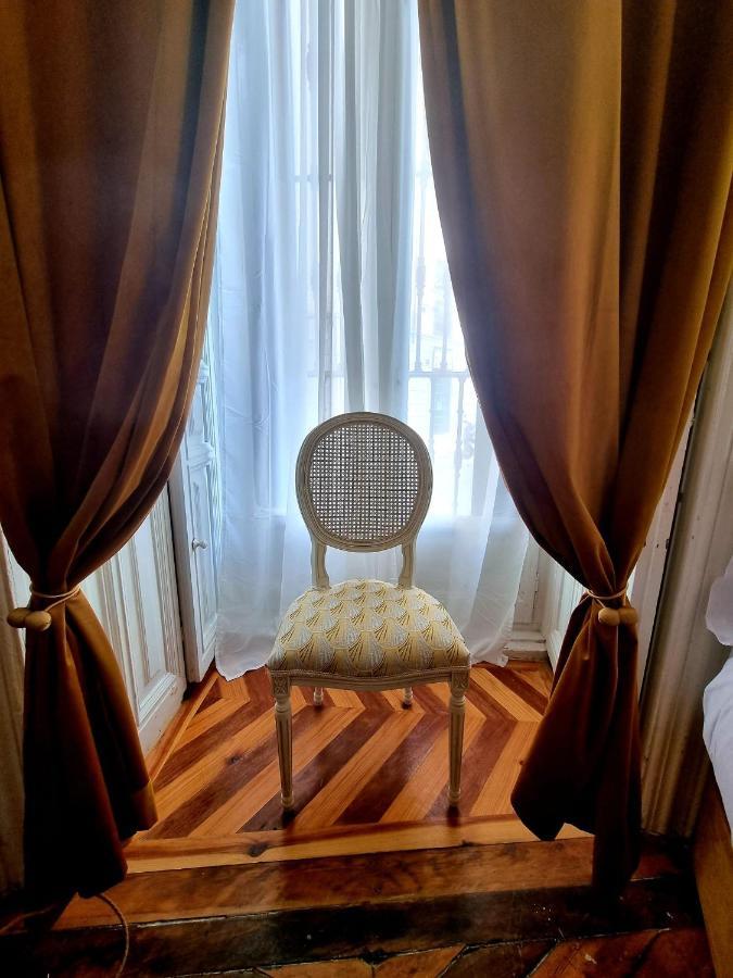 Le Petit Palue- Flora Hotel Мадрид Екстериор снимка